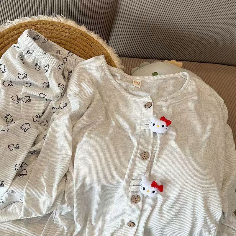 Hello Kitty Pajamas with Chest - Summer Clothes บทวิจารณ์และราคา