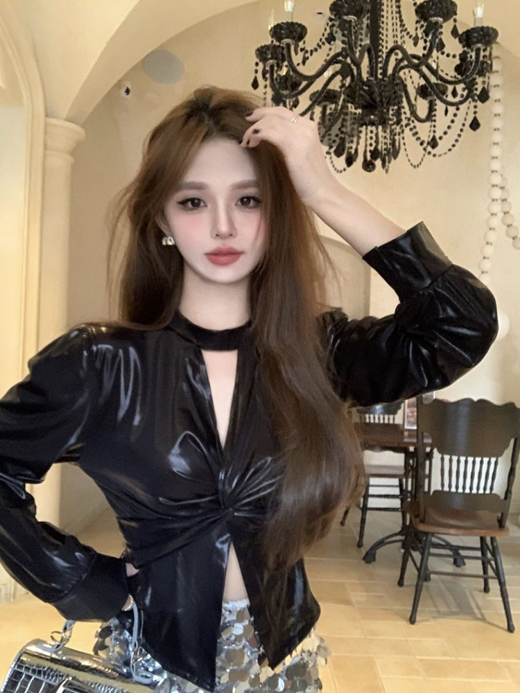 Woman Top Halter Neck Elegant  - Summer Clothing Trends 2025 Women'S บทวิจารณ์และราคา